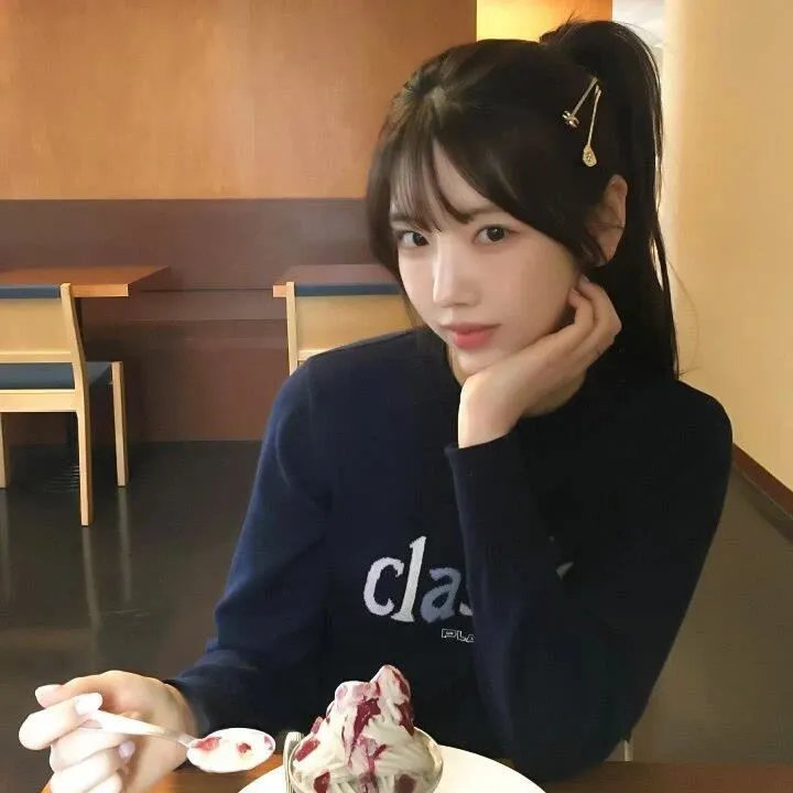 月里青山淡如画